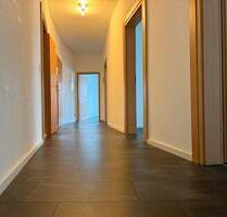 Großzügige 4-Zim-Wohnung in beste Lage. Best für WG oder Familien - Erfurt Daberstedt