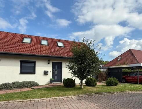 Foto - Gepflegte Doppelhaushälfte mit Garten, Terrasse & Carport