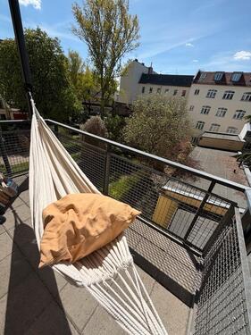 Foto - ZWISCHENMIETE JULI - HELLE 2 ZIMMER WOHNUNG MIT SONNIGEM BALKON