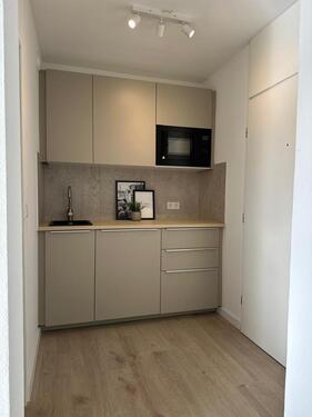 Foto - Frisch renovierte, voll möblierte 1-Zimmer-Wohnung mit Balkon