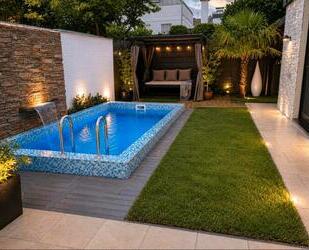 Moderner Bungalow mit Pool, Garage & Souterrain in Köln Rondorf