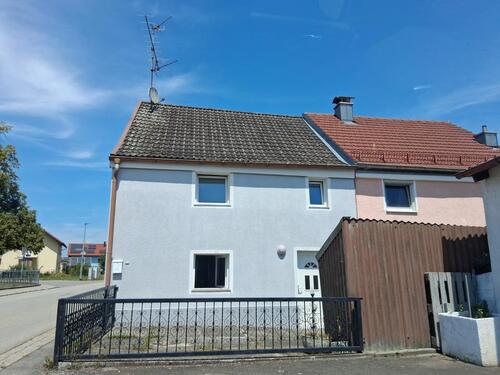 Foto - Doppelhaushälfte - 92.000,00 EUR Kaufpreis,
