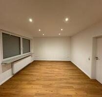 Sanierte 3 Zimmer Erdgeschosswohnung Erstbezug Gartenanteil - Bersenbrück