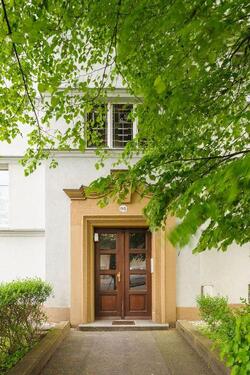 Foto - Helle 2‑Zimmer-Altbauwohnung mit viel Charme