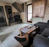 2,5 Zimmer wohnung mit Doppelgarage in Heilbronn-Klingenberg