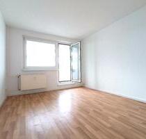 sanierte 3-Raum-Wohnung mit Südbalkon - Bernburg (Saale)