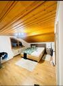 Foto - 2 Zimmer Dachgeschoss Wohnung - 450,00&nbsp;EUR Kaltmiete, ca.&nbsp; 45,00&nbsp;m&sup2;