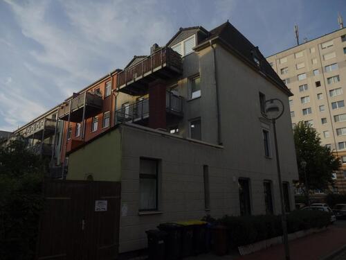 Foto - PKW-Stellplatz verschlossen auf Hinterhof