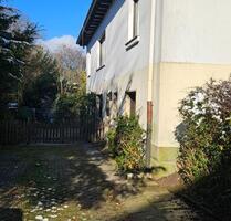 Ruhige 2 Zimmer Einliegerwohnung mit kleinem Garten am Toelleturm - Wuppertal Lichtenplatz