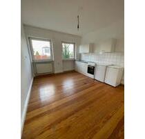 SB Bellevue Hohe Wacht helle, ruhige 1ZKB Wohnung - Saarbrücken St. Arnual