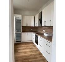 Sonnige Familienwohnung direkt im Zentrum mit EBK - Dresden