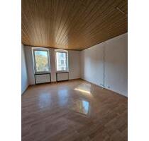 3-Raum-Wohnung 2. OG 90 m² - 810,00 EUR Kaltmiete, in Aue-Bad Schlema (PLZ: 08280)