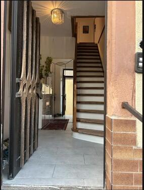 Foto - Großzügiges 6 Zimmer Haus - 1.600,00&nbsp;EUR Kaltmiete, ca.&nbsp; 180,00&nbsp;m&sup2;