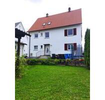 Mehrfamilienhaus mit 3 abgeschlossenen Wohneinheiten - Trossingen