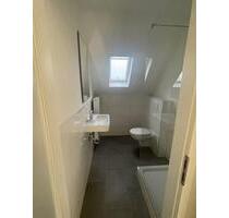 Frische sanierte 2-Zimmer Wohnung in ruhiger Lage - Köln Nippes