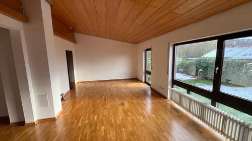 Foto - Freistehender Bungalow mit 2 Appartements (provisionsfrei)