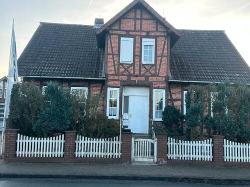 Foto - Biete ein Fachwerkhaus zum Verkauf