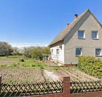 Einfamilienhaus in ruhiger Dorflage mit großem 1250 qm Grundstück - Bahrdorf