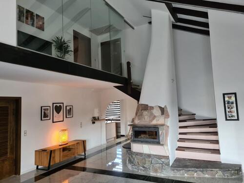 Foto - Großzügiges Architektenhaus 236m²-ETW in Wiehl-Drabenderhöhe