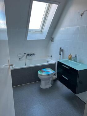 Foto - Schöne 3 Zimmer Dachgeschosswohnung!