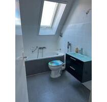 Schöne 3 Zimmer Dachgeschosswohnung! - Schönwald