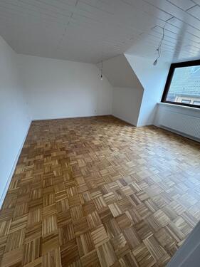 Foto - Moderne 2,5 Zimmer, Dachgeschosswohnung