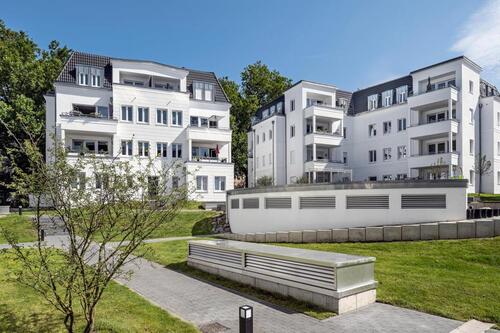 Foto - Bei VIVAWEST die Sonnenstrahlen auf dem eigenen Balkon genießen.