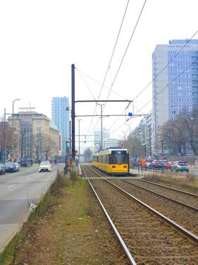 Foto - hell + renoviert + zentral + optimale Verkehrsanbindungen --- nahe Volkspark Friedrichshain