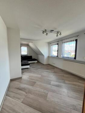 Foto - Ruhige, helle Dachgeschosswohnung zu vermieten – ca. 52 m²
