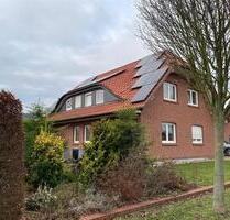 Moderne Dachgeschoss-Wohnung -- frisch renoviert -- viel Comfort auf 81 m2! - Twistringen