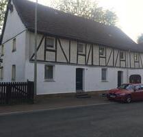 Altes Fachwerkhaus mit Anbau - 99.000,00 EUR Kaufpreis, in Sundern (Sauerland) (PLZ: 59846)