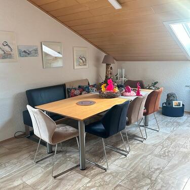 Foto - Großzügige 4- Zimmer Wohnung zum vermieten