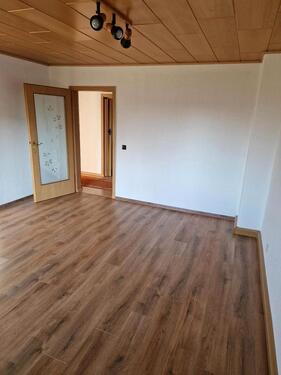 Foto - 3 Raum Wohnung - 630,00&nbsp;EUR Kaltmiete, ca.&nbsp; 59,00&nbsp;m&sup2;