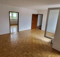 Attraktive und gepflegte 2-Zimmer-Dachgeschosswohnung mit Balkon - Krefeld Benrad