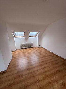 Foto - Charmante 2-Zimmer-Wohnung mit offener Wohnküche & Möblierung