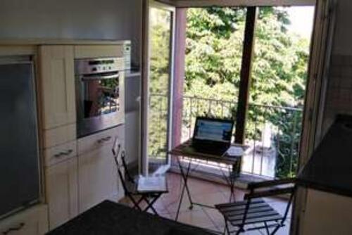 Foto - Traumhaft helles Studio in offenem Dachstuhl, zentralst