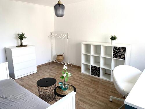 Foto - Frisch renovierte, vollmöblierte 1-Zimmer-Wohnung in Bochum – nur