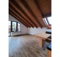 2 Zimmer Dachgeschoss Atelier-Wohnung in Bissingen an der Teck