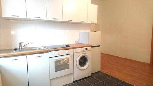 Foto - DACHGESCHOSSWOHNUNG - NEUE KÜCHE - MÖBLIERT - AB NOVEMBER