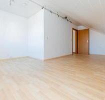 Charmante 3 Zimmer Dachgeschosswohnung - Villingen-Schwenningen