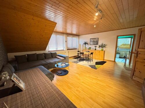 Foto - 4-Zimmer Wohnung - 800,00 EUR Kaltmiete,