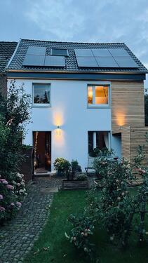 Foto - Modernisiertes Altbauhaus in Meerbusch-Strümp 