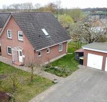 Einfamilienhaus am Müritz Nationalpark - Kamin & Garage - Möllenhagen