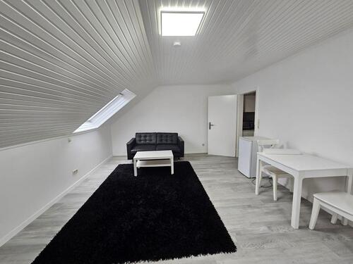 Foto - Mobiliert , sanierte 2 -Zi-Wohnung in guter Lage in MG, 700 Euro