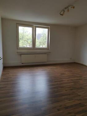 Foto - 3-Zimmerwohnung zum Wohlfühlen - 420,00 EUR Kaltmiete,