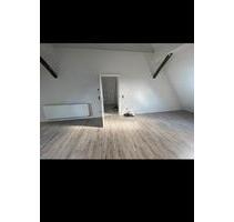 4 Zimmer Maisonette-Wohnung - 1.100,00&nbsp;EUR Kaltmiete, ca.&nbsp; 90,00&nbsp;m&sup2; in Eislingen (Fils) (PLZ: 73054)