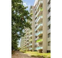 Erstbezug nach Sanierung: angenehm Wohnen in einer 2-Zimmer-Wohnung mi Balkon in Johannstadt - Dresden Altstadt