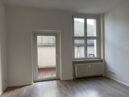 Foto - Große, bezugsfertige 3-R-Wohnung im Zentrum von C