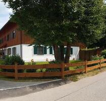 Moderne 2-Zimmer-Balkonwohnung in Warngau
