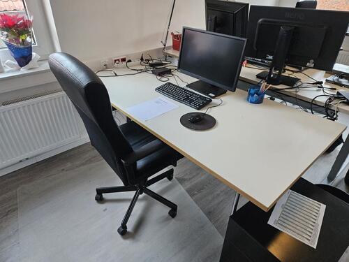 Foto - zentrumsnaher Coworking Space für netten CoworkerIn